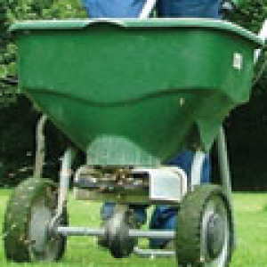 Premium Spring & Summer Lawn Fertiliser 12.4.8 + Fe product image Premium Spring & Summer Lawn Fertiliser 12.4.8 + Fe product image
